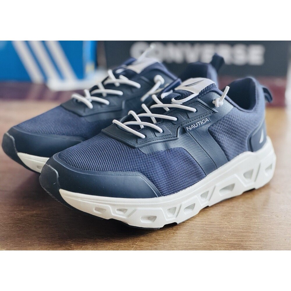 Men’s Size 8.5 Nautica Kamilo Navy White Pop Athletic CG8571 NIB